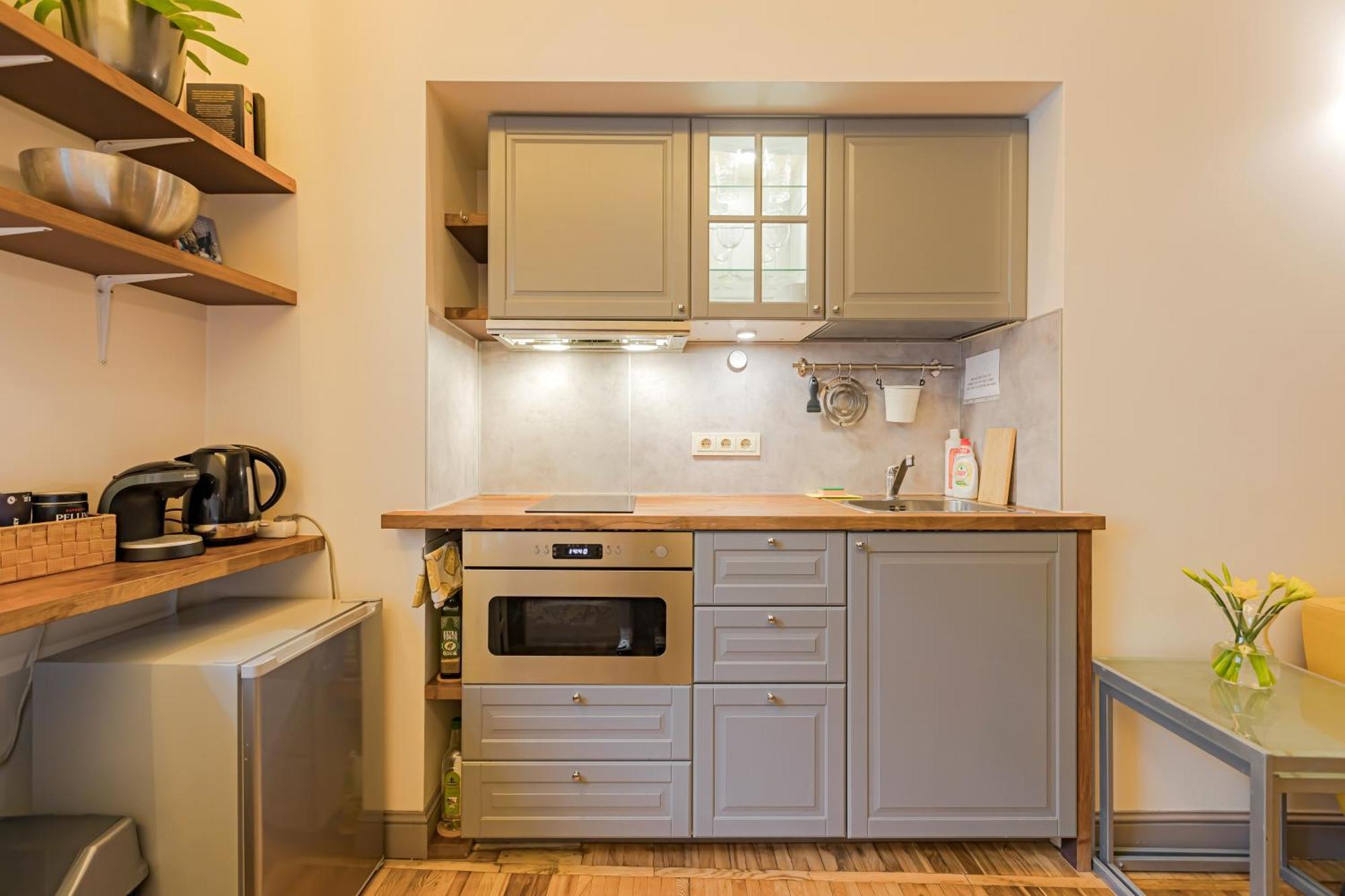 Cozy And Standard In The Heart Of Oldtown Apartment